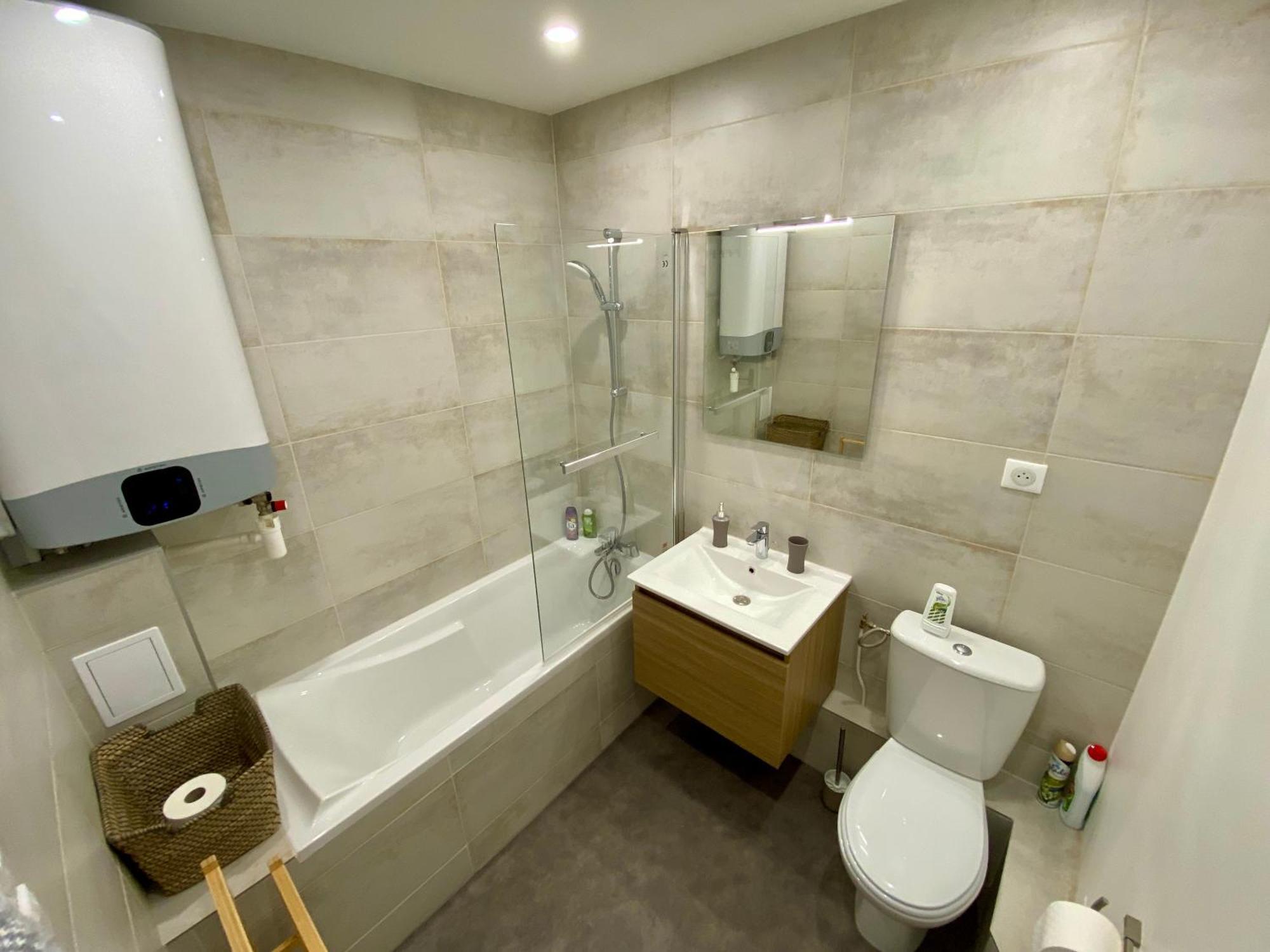 Appartement # Le Noyer # Parking Gratuit # Calme # Proche Mulhouse à Riedisheim Extérieur photo