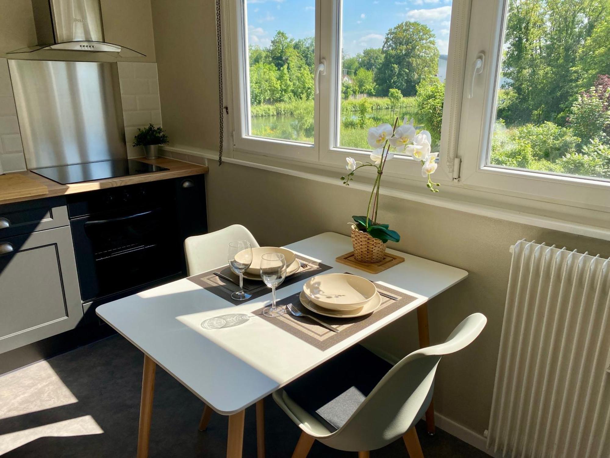 Appartement # Le Noyer # Parking Gratuit # Calme # Proche Mulhouse à Riedisheim Extérieur photo